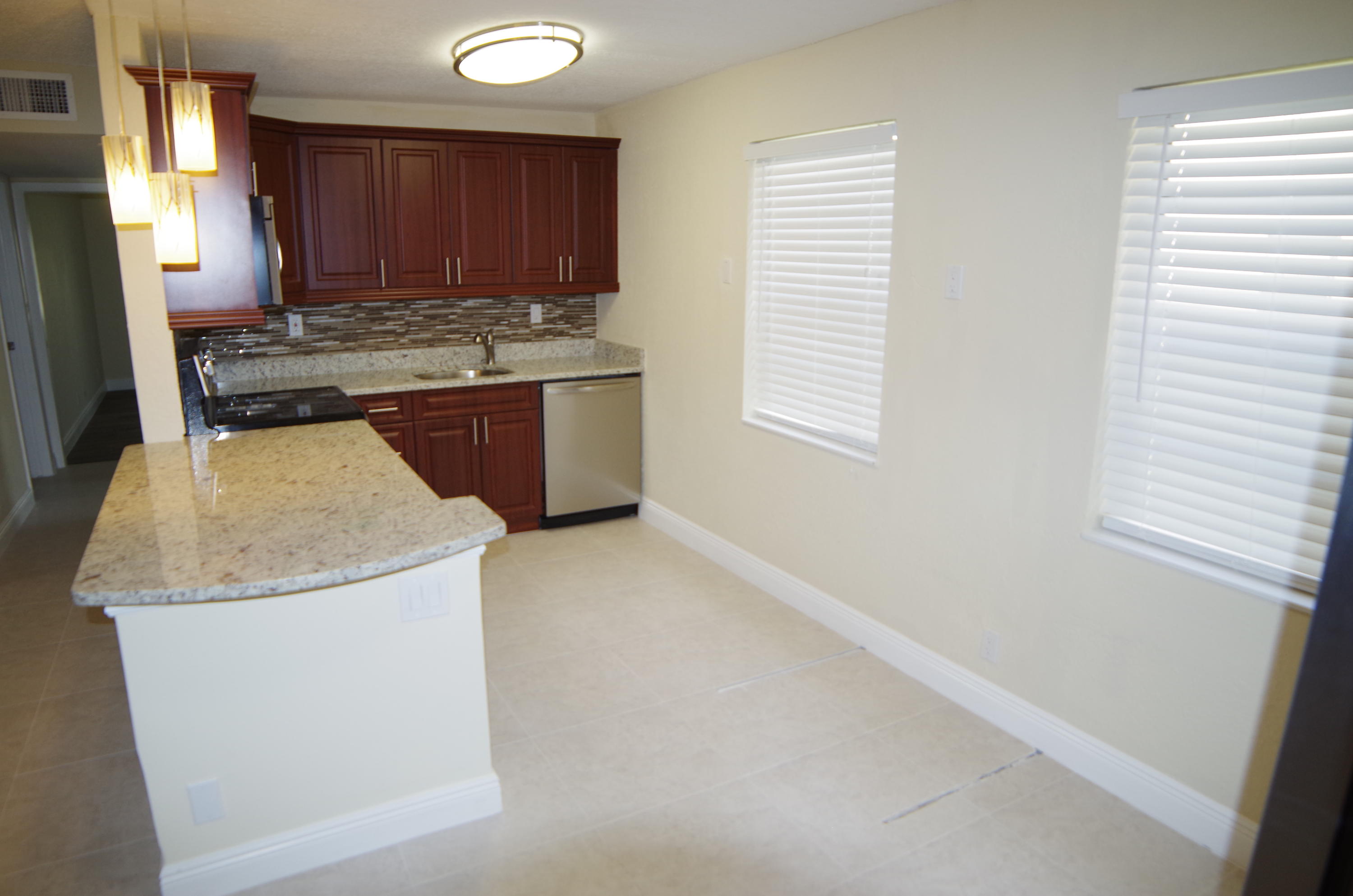 730 Normandy P Delray Beach Delray Beach, FL 33484 - Photo 10 of 40 IMGP1850