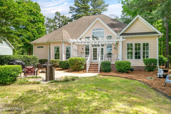 $665,000 | 210 Cellars Way, Wallace, NC 28466
