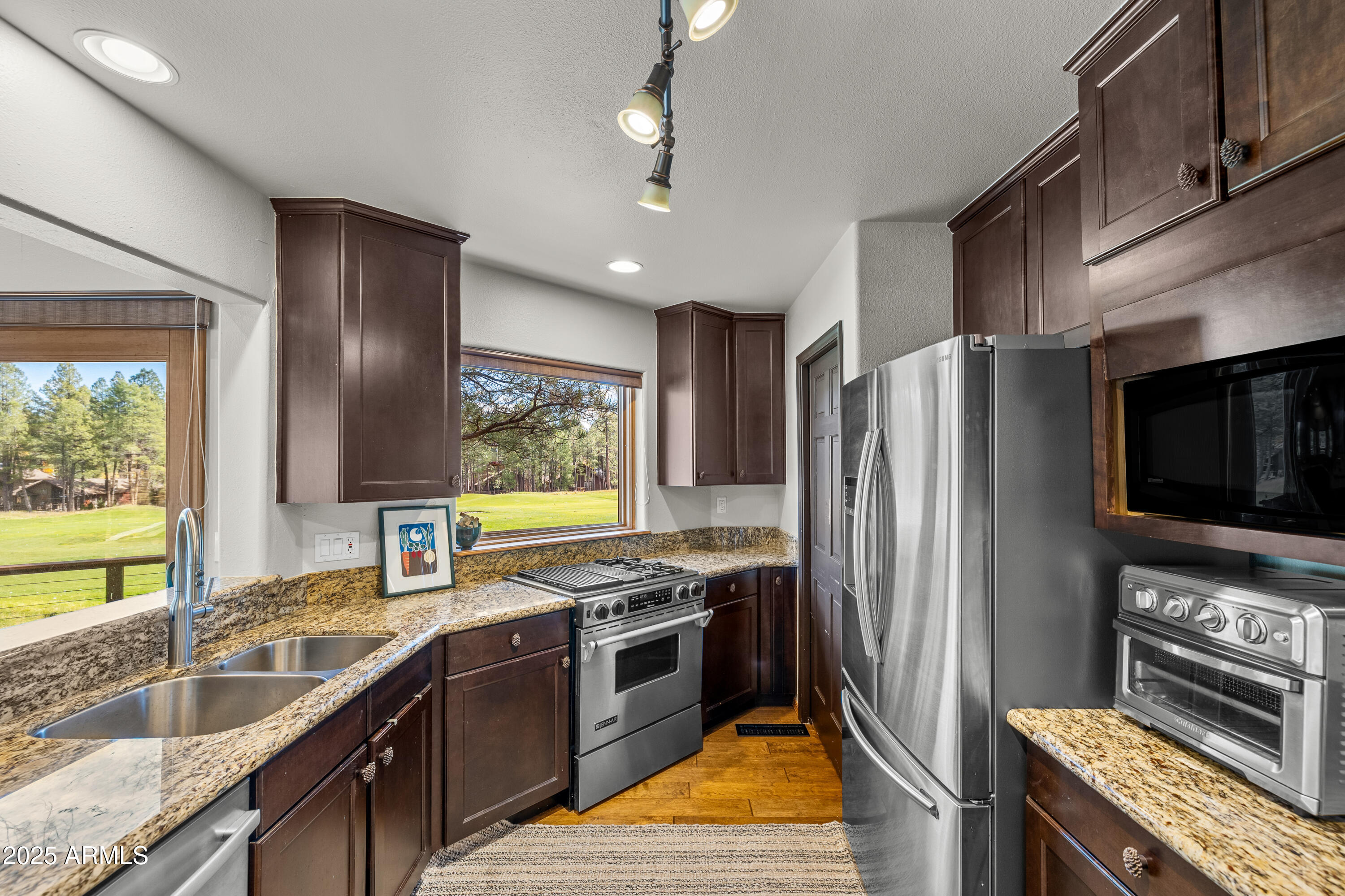 3068 Griffiths Spring Flagstaff, AZ 86005 - Photo 13 of 30 Kitchen