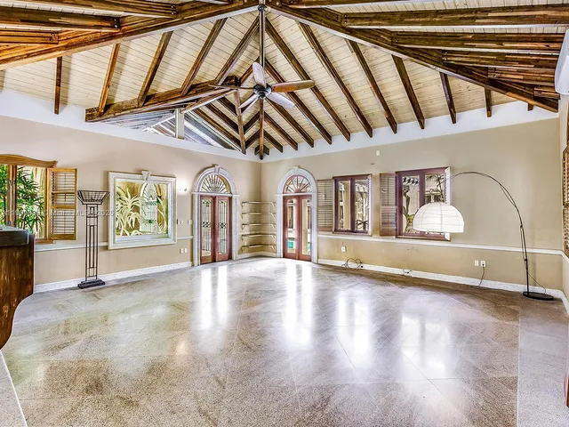 a view of an entryway