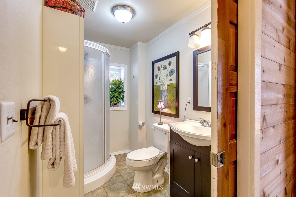 3793 Northeast Rova Road Poulsbo, WA 98370 - Photo 15 of 24 Gallery Image 15