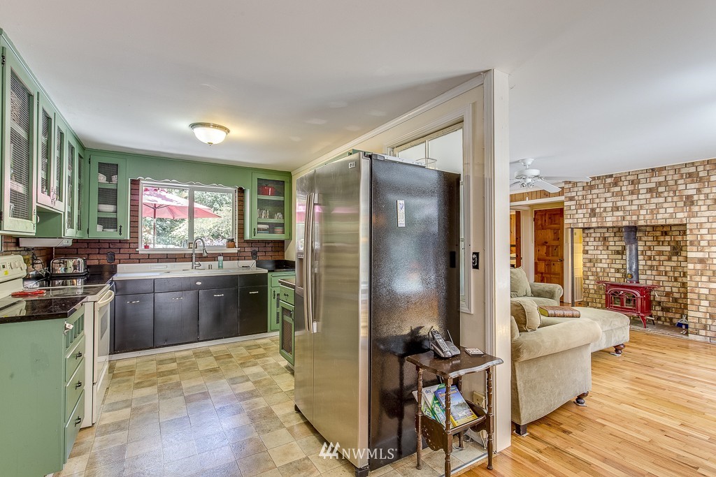 3793 Northeast Rova Road Poulsbo, WA 98370 - Photo 8 of 24 Gallery Image 8