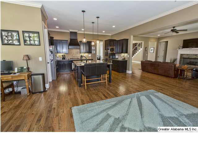 815 Byron Way Hoover, AL 35226 - Photo 8 of 32