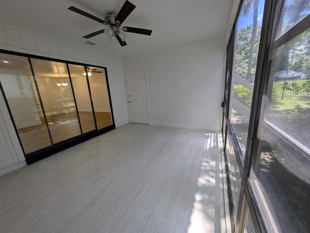 a view of a livingroom with furniture