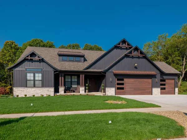 $849,000 | 9820 Windflower Lane, Portage, MI 49024