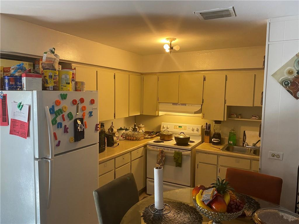 1141 Northwest 75th Street Miami, FL 33150 - Photo 12 of 25 Photo 12