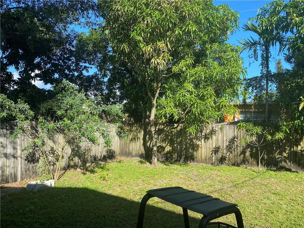 1141 Northwest 75th Street Miami, FL 33150 - Photo 23 of 25 Photo 23