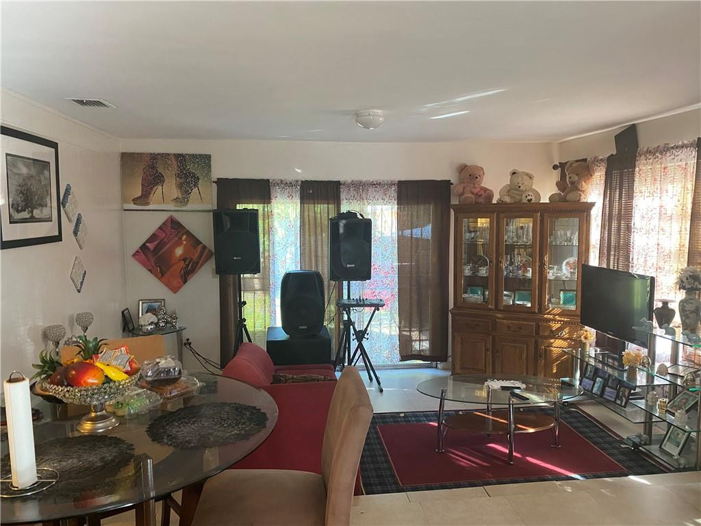 1141 Northwest 75th Street Miami, FL 33150 - Photo 9 of 25 Photo 9