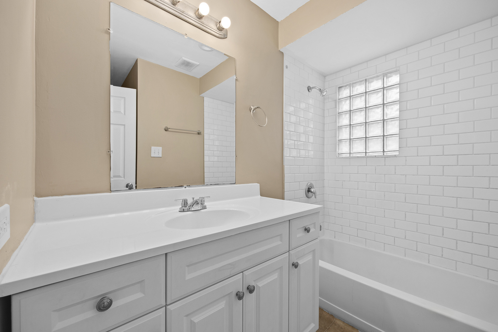 2205 Willow Road Homewood, IL 60430 - Photo 17 of 30 Gallery Image 17