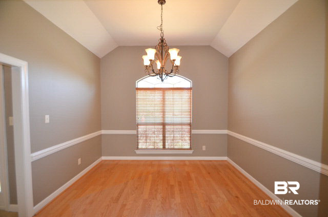 952 Galloway Avenue Mobile, AL 36609 - Photo 4 of 17