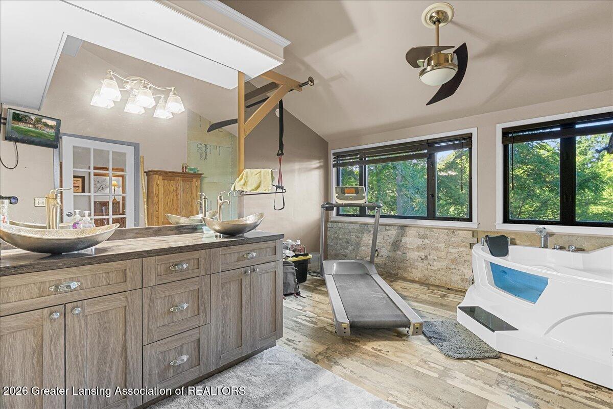 12339 West Herbison Road Eagle, MI 48822 - Photo 20 of 45 19-Media Jett - 15
