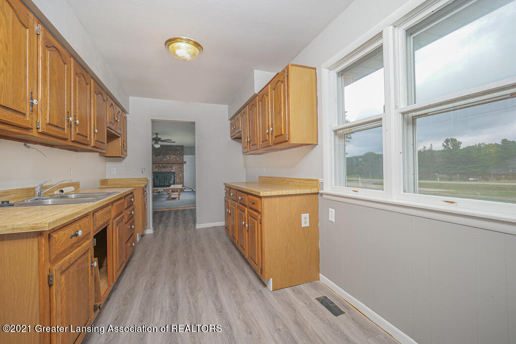651 North Michigan Road Eaton Rapids, MI 48827 - Photo 15 of 31 P1688403