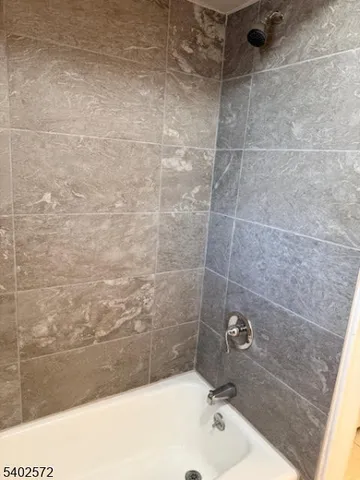 $2,250 | 355 Broad Street, Clifton, NJ 07013