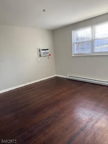 $2,250 | 355 Broad Street, Clifton, NJ 07013