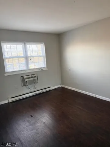 $2,250 | 355 Broad Street, Clifton, NJ 07013