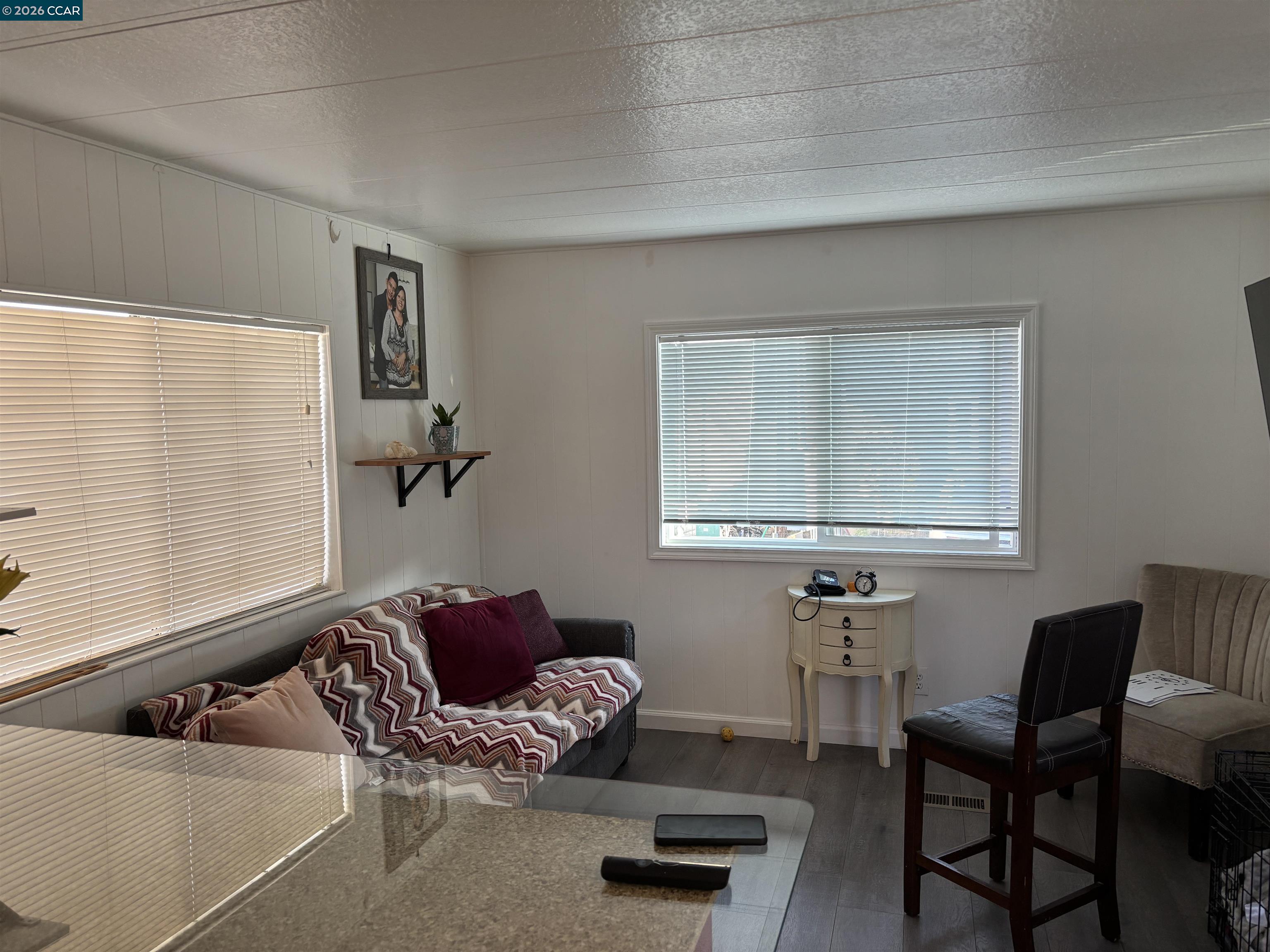 2990 San Pablo Dam Road, Unit 8 San Pablo, CA 94803 - Photo 3 of 13 a living room with furniture and a window