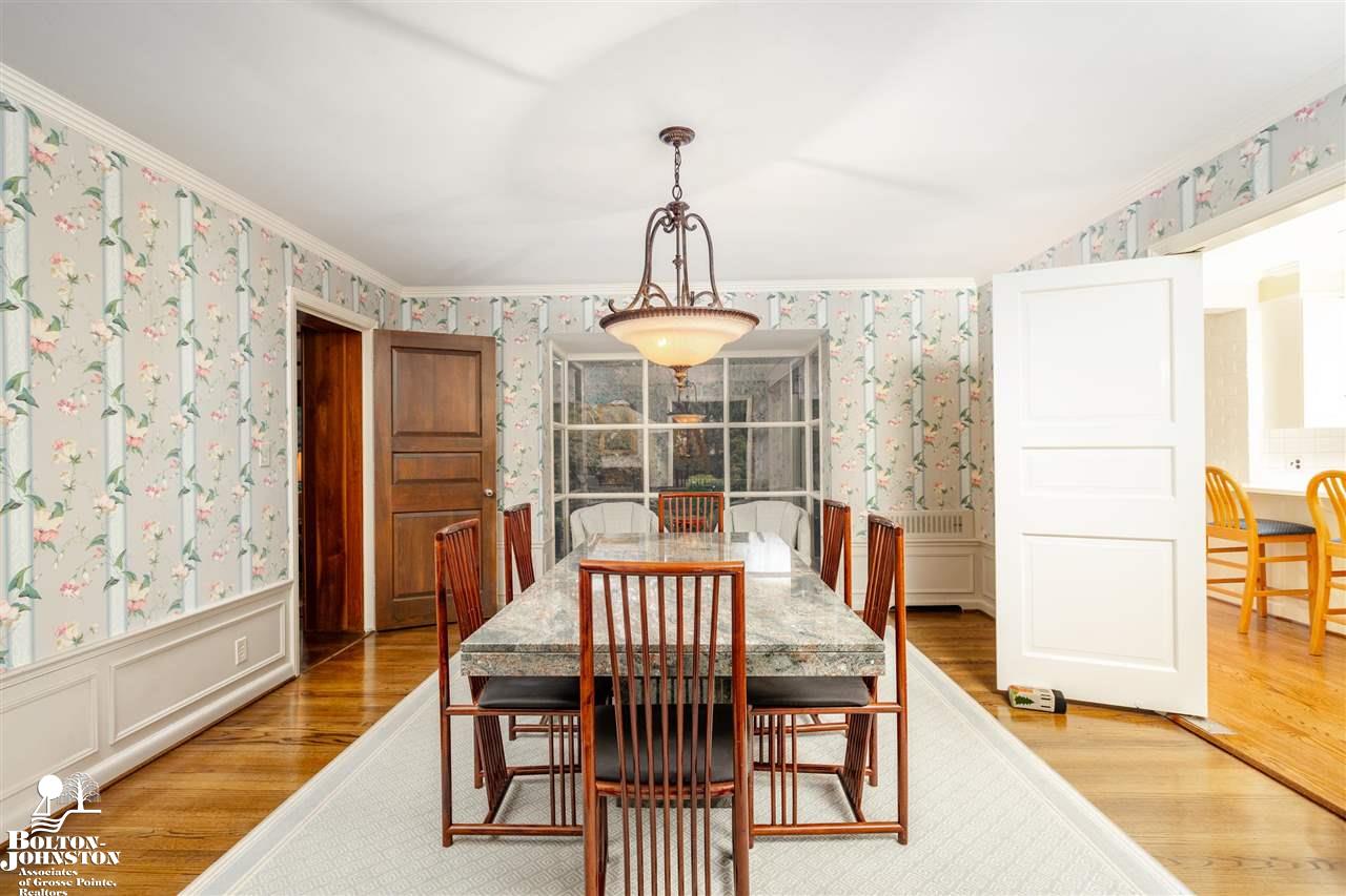 193 Merriweather Road Grosse Pointe Farms, MI 48236 - Photo 13 of 68