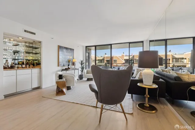 $1,195,000 | 101 Lombard Street, Unit 407W, San Francisco, CA 94111
