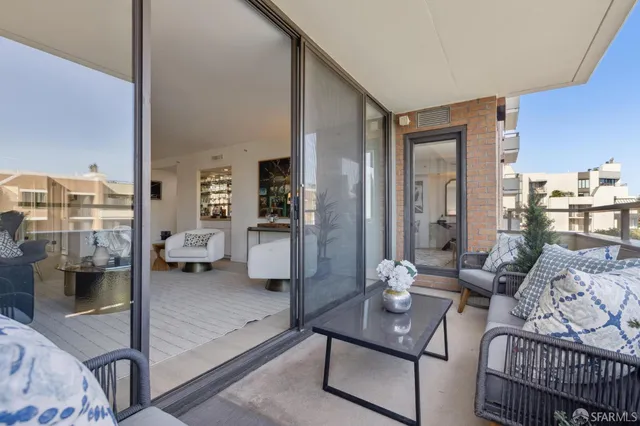 $1,195,000 | 101 Lombard Street, Unit 407W, San Francisco, CA 94111