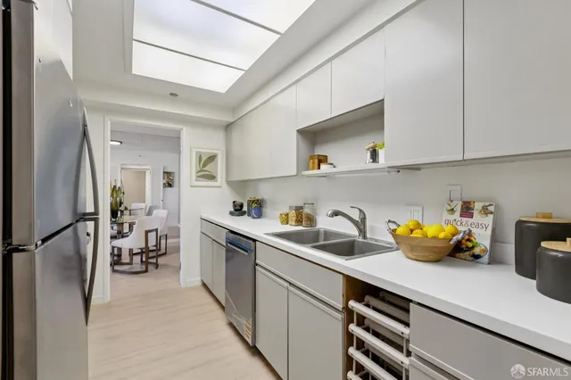 $1,195,000 | 101 Lombard Street, Unit 407W, San Francisco, CA 94111