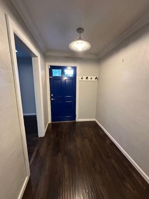 2550 4th Avenue Merced, CA 95340 - Photo 12 of 34 an empty room with wooden floor and entrance