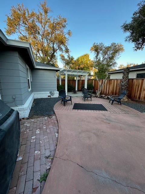 2550 4th Avenue Merced, CA 95340 - Photo 27 of 34 a backyard of a house with table and chairs
