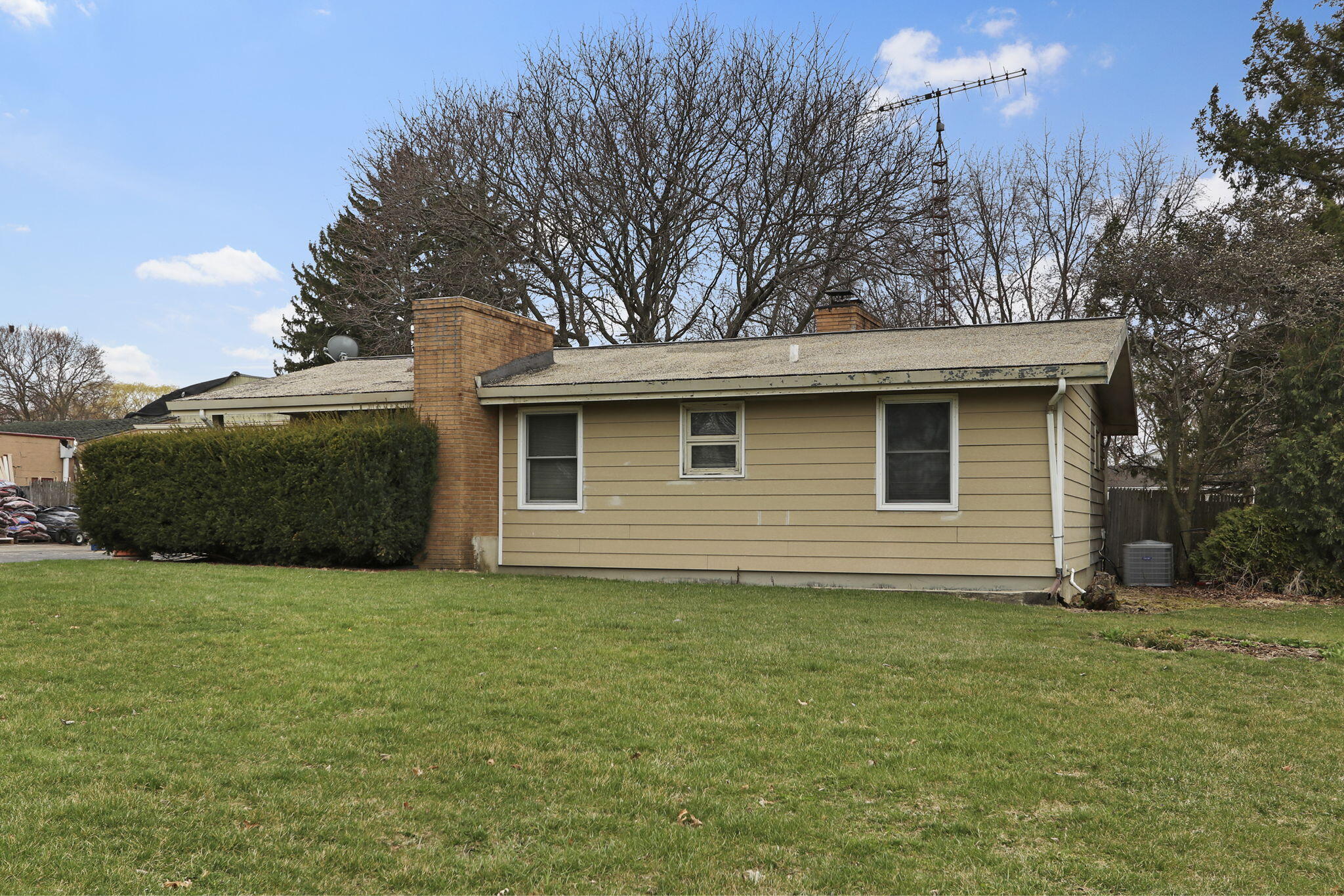 9140 Cooper Road Pleasant Prairie, WI 53158 - Photo 11 of 39 9140 - North Elevation
