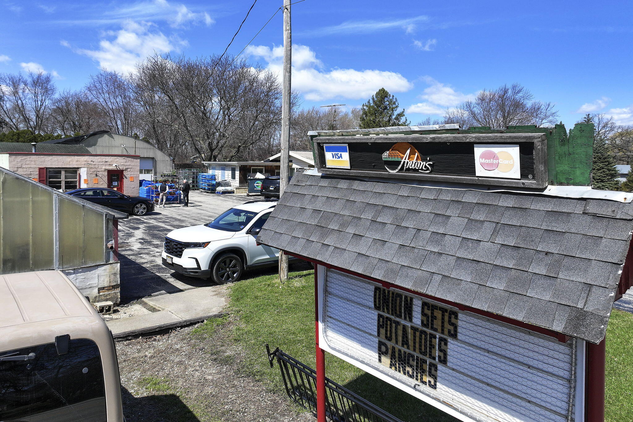 9140 Cooper Road Pleasant Prairie, WI 53158 - Photo 13 of 39 Signage