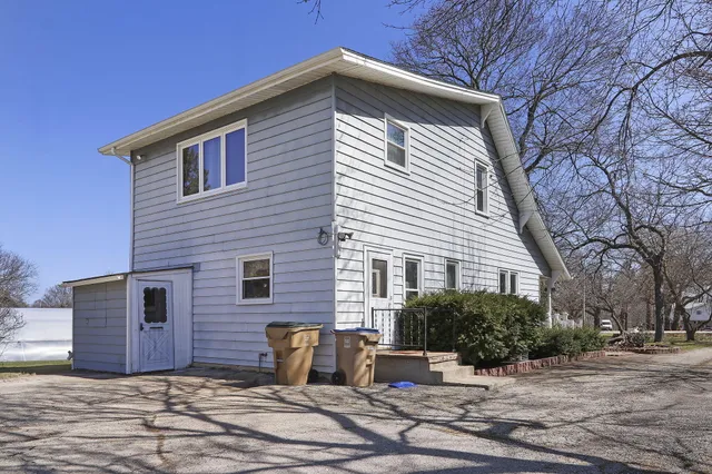 $599,900 | 9140 Cooper Road, Pleasant Prairie, WI 53158