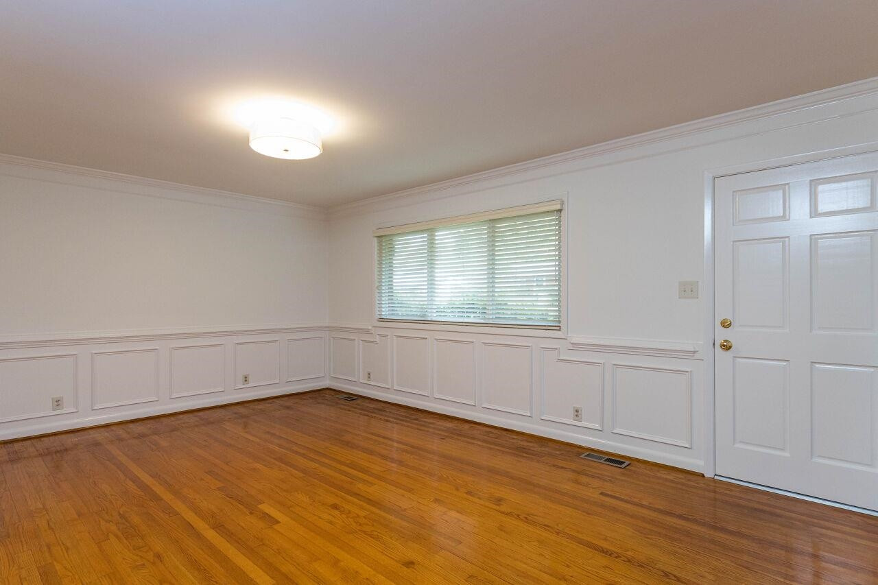 5031 Newcastle Road Raleigh, NC 27606 - Photo 3 of 22 Living Room