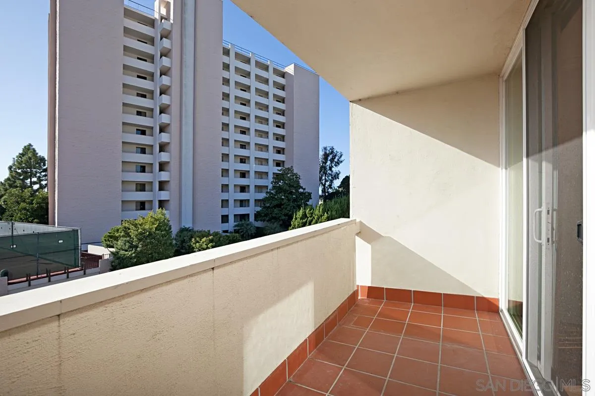 2510 Torrey Pines Road, Unit 408 La Jolla, CA 92037 - Photo 8 of 15 a view of balcony