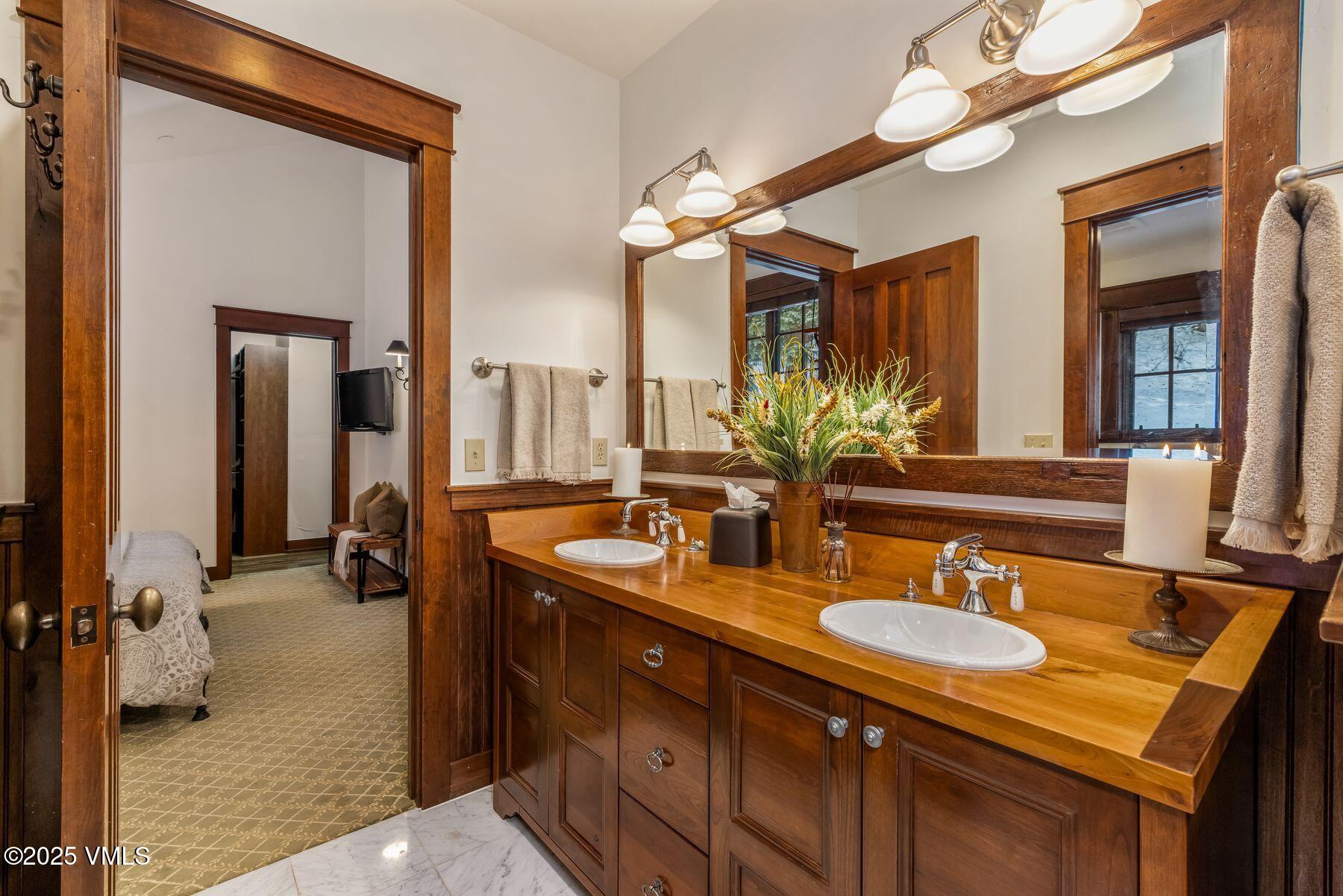 3698 Daybreak Ridge Road Avon, CO 81620 - Photo 29 of 43 Bathroom