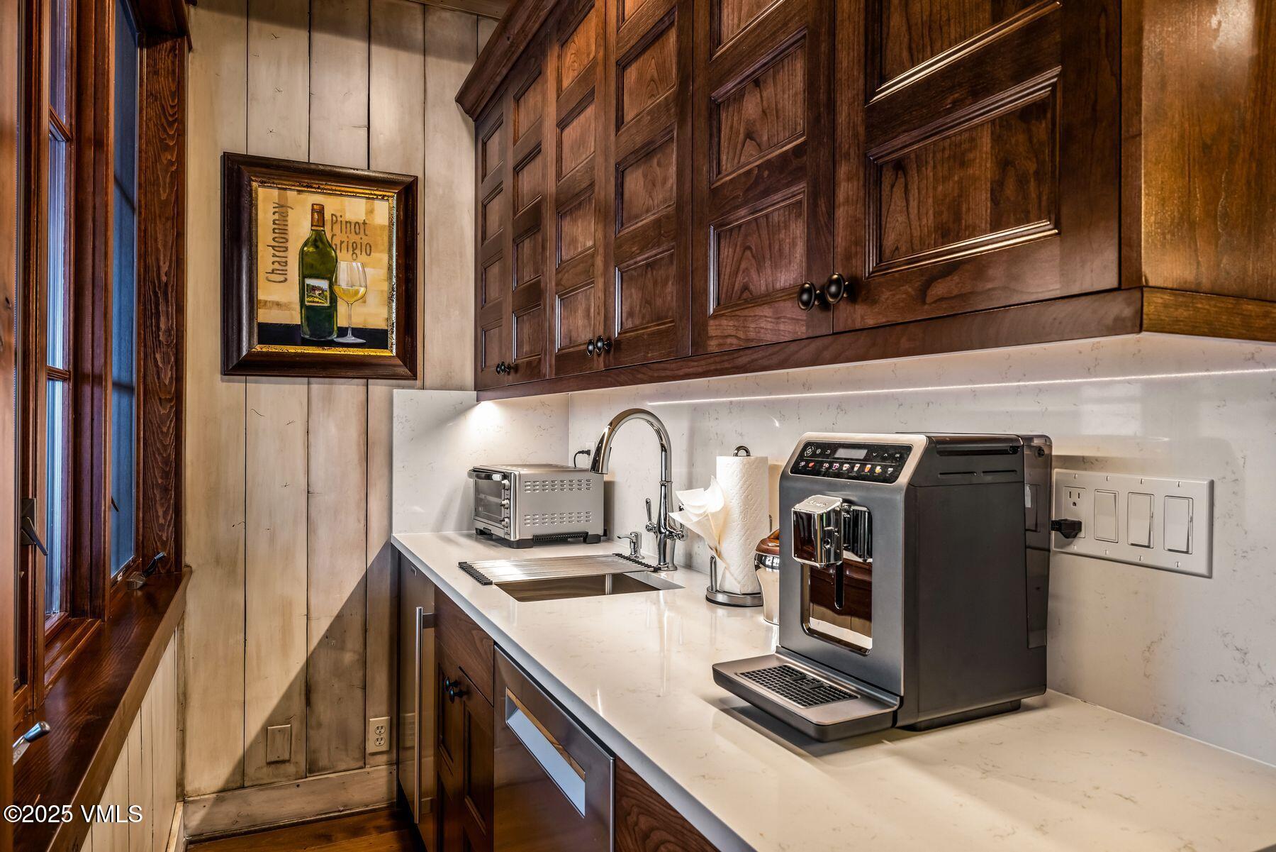 3698 Daybreak Ridge Road Avon, CO 81620 - Photo 35 of 43 Butler Pantry