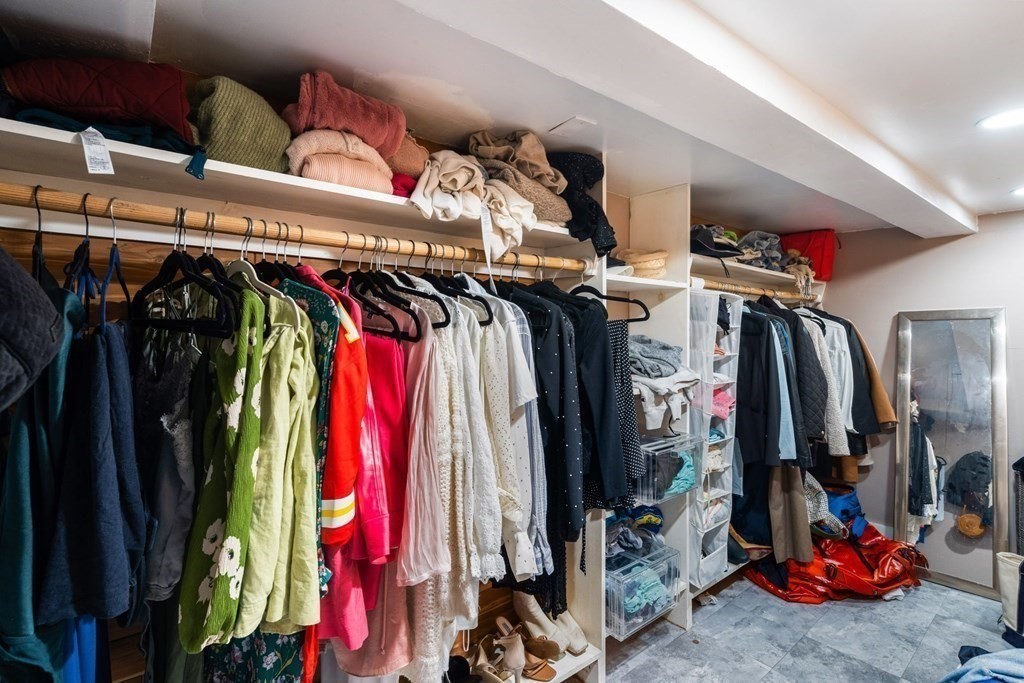 330 1/2 E Street, Unit 1 Boston, MA 02127 - Photo 27 of 36