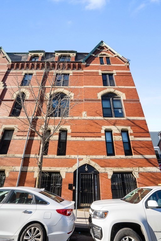 330 1/2 E Street, Unit 1 Boston, MA 02127 - Photo 32 of 36