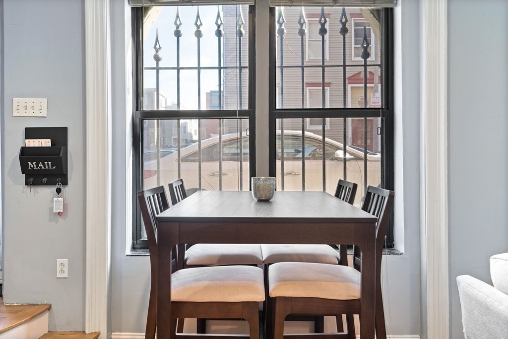 330 1/2 E Street, Unit 1 Boston, MA 02127 - Photo 5 of 36