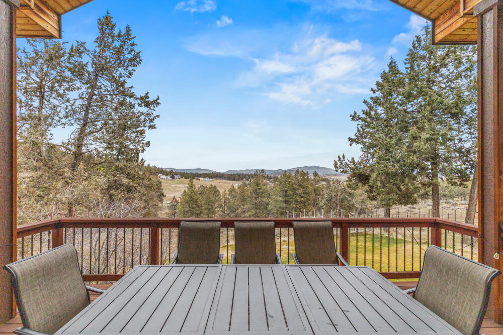 6447 Jake Road Klamath Falls, OR 97601 - Photo 40 of 59