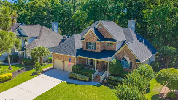 $934,800 | 2801 Rosedown Point, Mount Pleasant, SC 29466