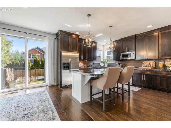 $715,000 | 13592 Southeast Sierra Drive, Clackamas, OR 97015