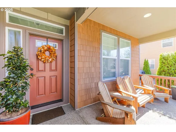 $715,000 | 13592 Southeast Sierra Drive, Clackamas, OR 97015