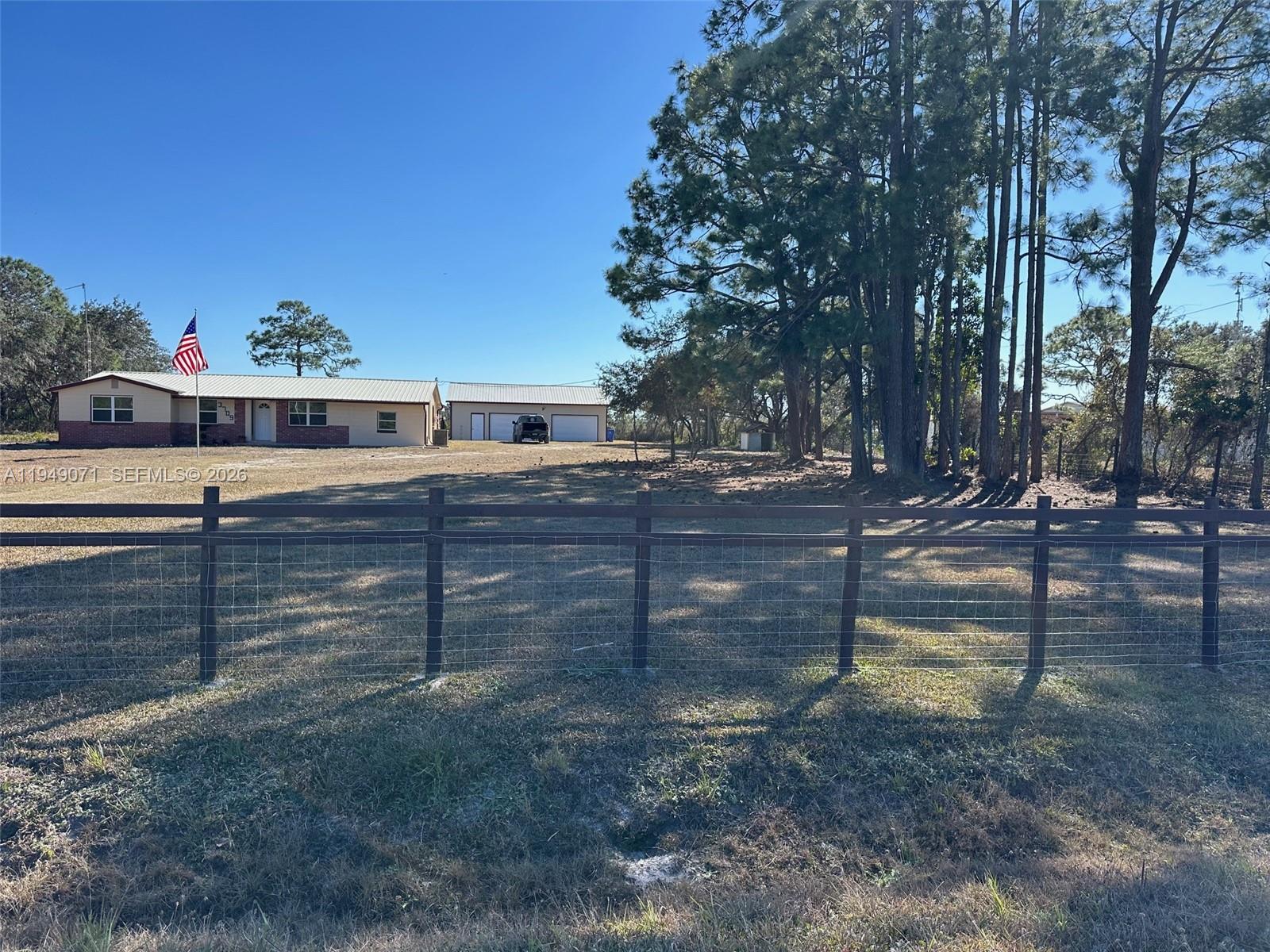 3709 Grand Concourse Sebring, FL 33875 - Photo 5 of 77