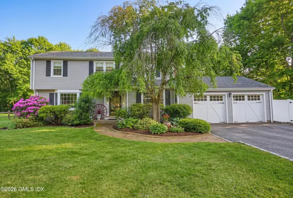 $1,650,000 | 21 Zygmont Lane, Greenwich, CT 06831