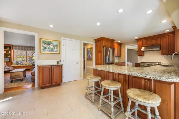 $1,650,000 | 21 Zygmont Lane, Greenwich, CT 06831