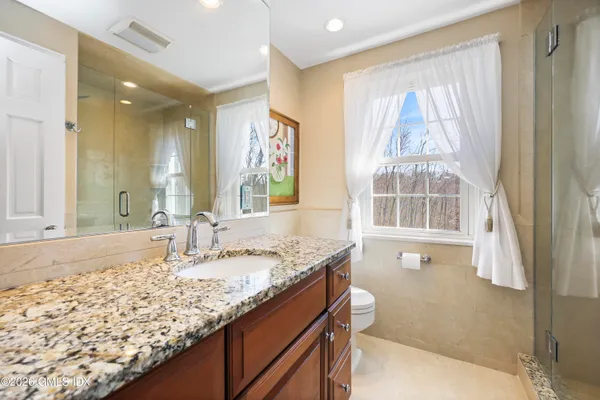 $1,650,000 | 21 Zygmont Lane, Greenwich, CT 06831