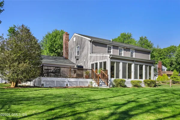 $1,650,000 | 21 Zygmont Lane, Greenwich, CT 06831