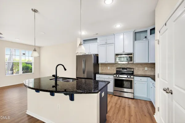 $1,995 | 524 Panorama View Loop, Cary, NC 27519