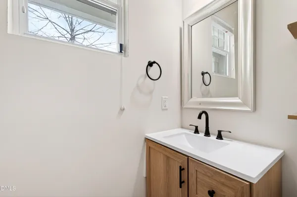 $1,995 | 524 Panorama View Loop, Cary, NC 27519