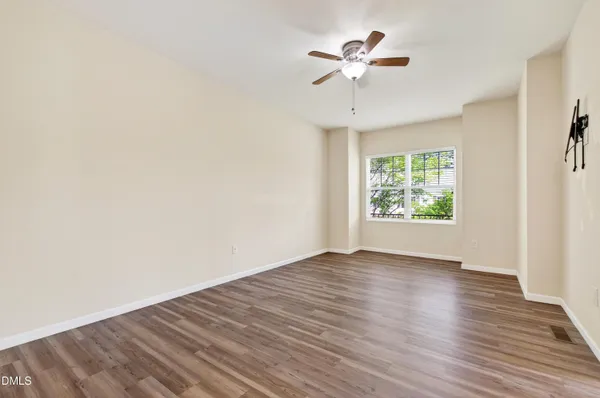 $1,995 | 524 Panorama View Loop, Cary, NC 27519