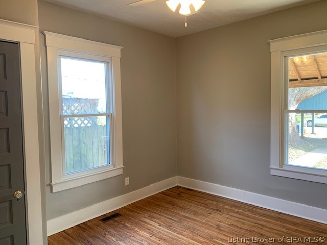 1928 East Spring Street New Albany, IN 47150 - Photo 38 of 51 Unit 1 bedroom (#2)
(currently rented)
