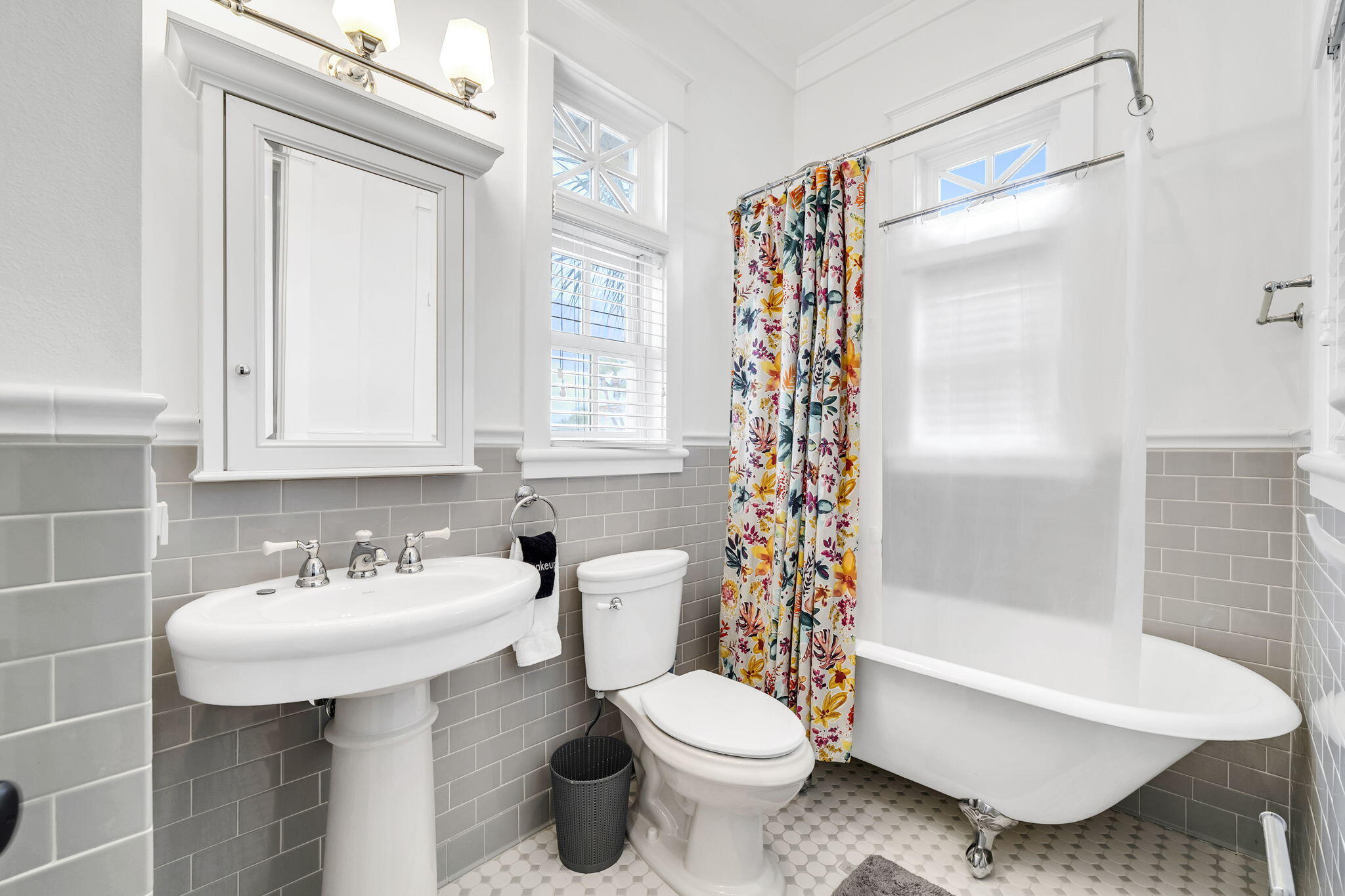3586 Waverly Circle Destin, FL 32541 - Photo 16 of 75 23-web-or-mls-DSC05474